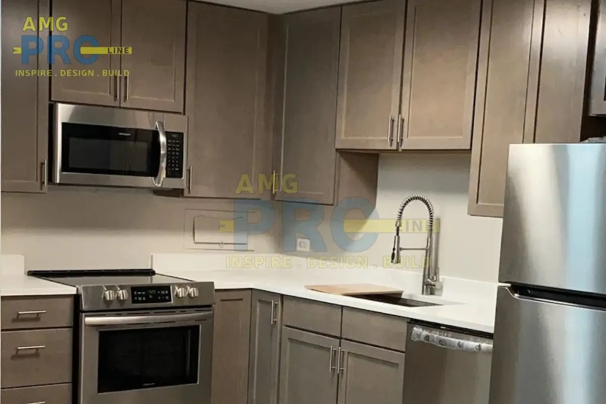 Kitchen remodeling in Lincoln Park, Chicago by AMG Proline